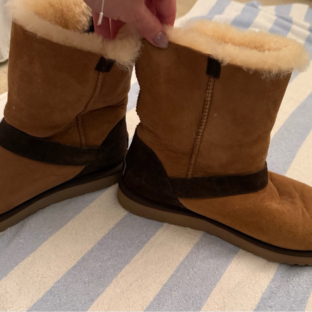 UGG Brown with Cream Ankle Boots - Picture 3 of 15